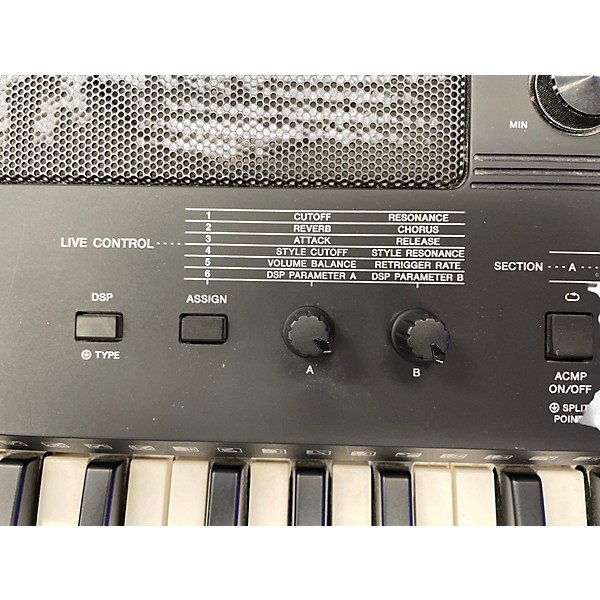 Used Yamaha PSRE453 61 Key Portable Keyboard