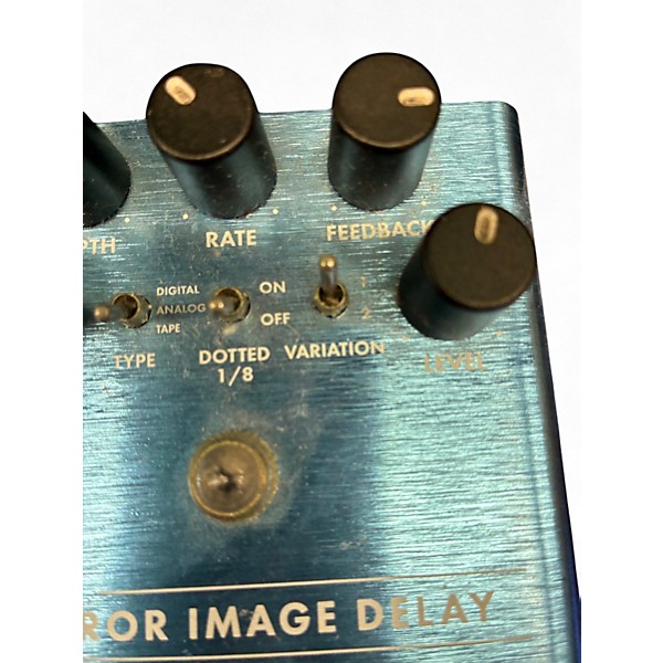 Used 2025 Fender mirror image delay Effect Pedal