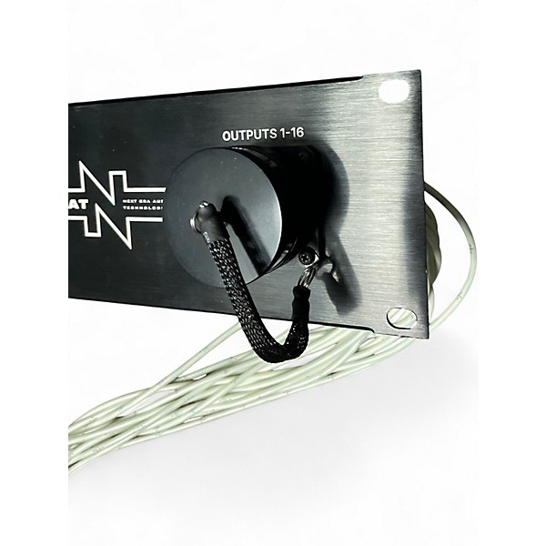 Used Neat Audio Technologies SPLIT16 PASSIVE AUDIO RACK SPLITTER Snake