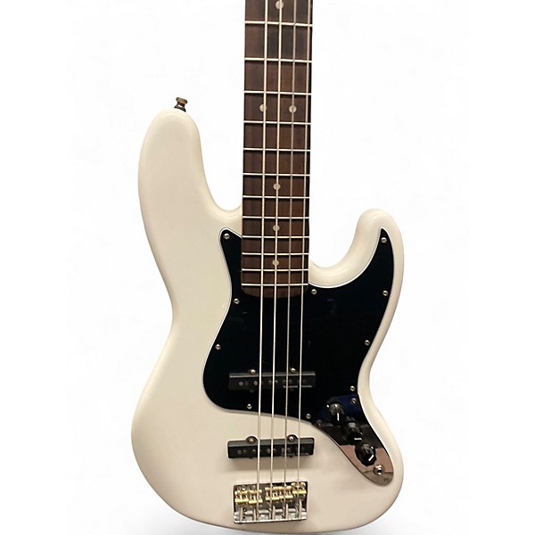 Used 2022 Fender Standard Jazz Bass 5-String Alpine White Electric Bass Guitar