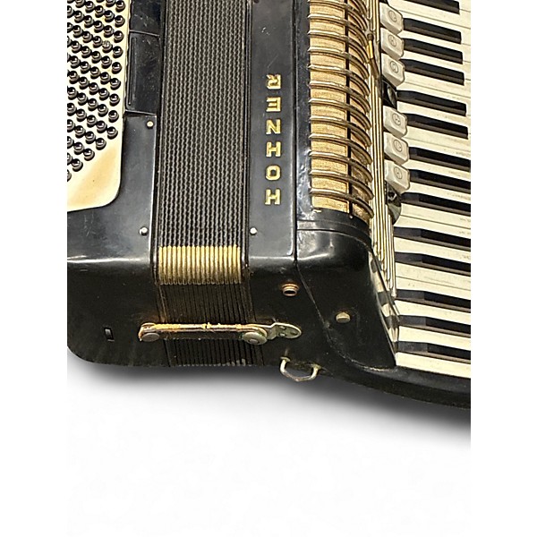 Used Hohner VERDI Accordion