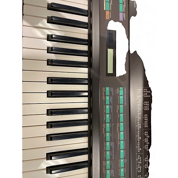 Used Yamaha DX7 Synthesizer