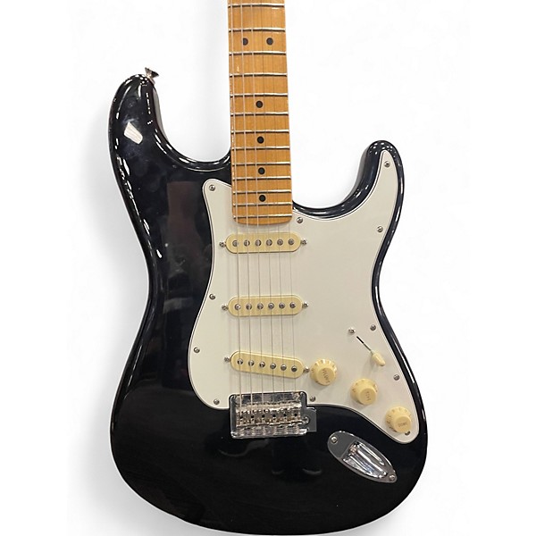 Used Fender PLAYER II STRATOCASTER Black Solid Body Electric Guitar