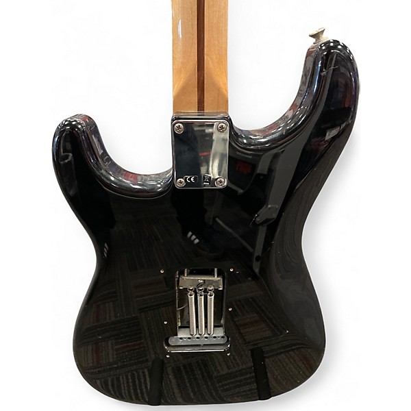 Used Fender Special Edition Standard Stratocaster Black Solid Body Electric Guitar