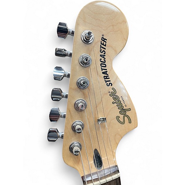 Used Squier Affinity Stratocaster 2 Tone Sunburst Solid Body Electric Guitar