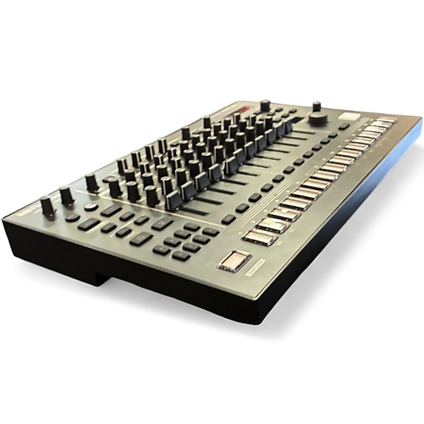 Used Roland tr-8s Audio Converter