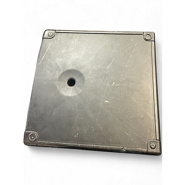 Used Behringer 1800D Powered Subwoofer