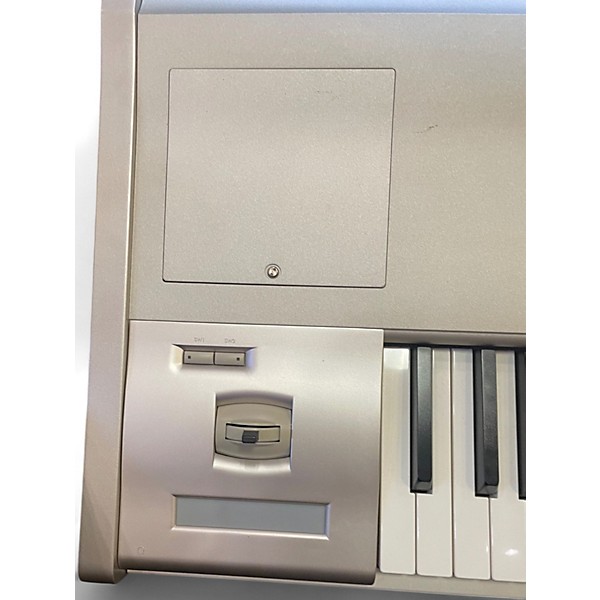 Used KORG Triton Studio 88 Key Keyboard Workstation