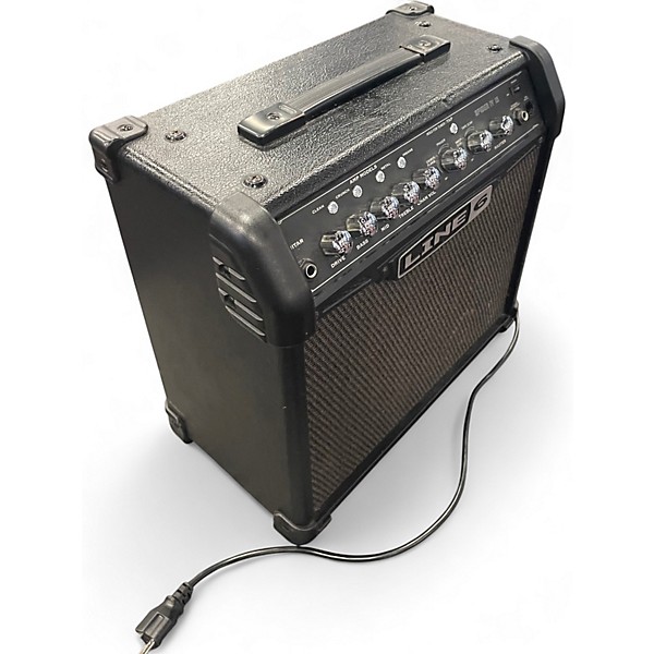 Used Line 6 Spider IV 15W 1X8 Guitar Combo Amp