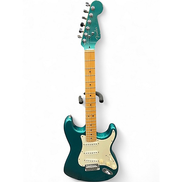 Used 1995 Fender American Standard Stratocaster ocean turquoise Solid Body Electric Guitar