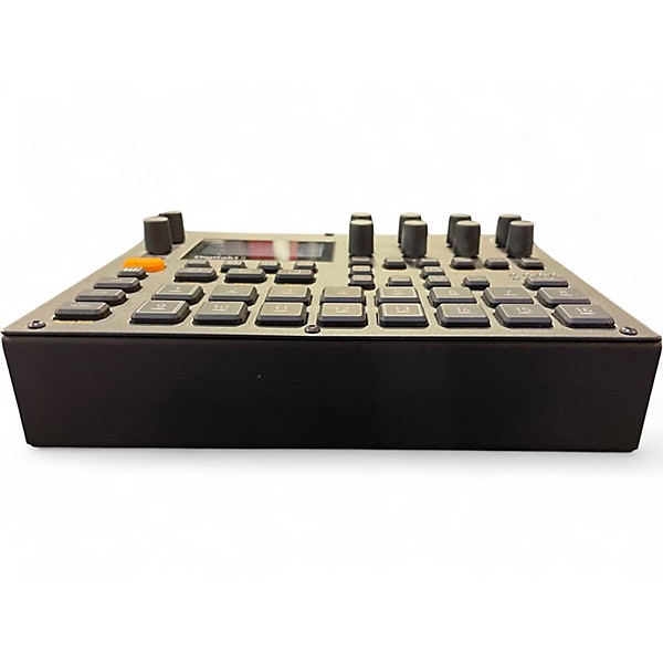 Used Elektron Digitakt II Drum Computer and Sampler Audio Interface