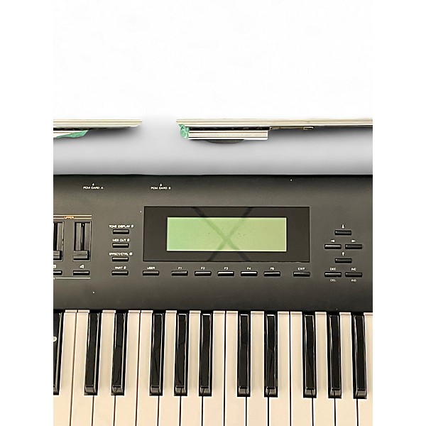 Used Roland D70 76 Key Super LA Synthesizer