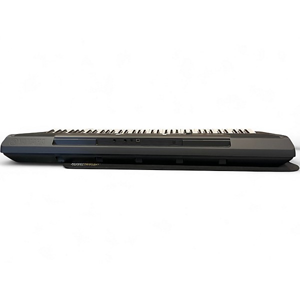 Used Yamaha PSREW310 Digital Piano