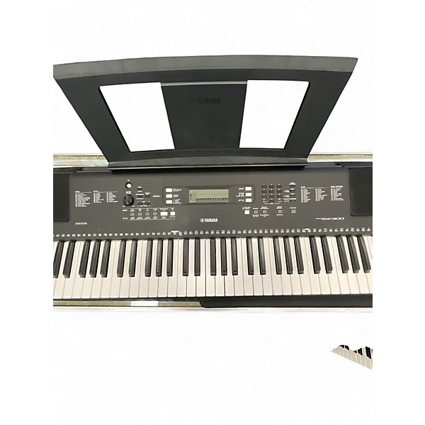 Used Yamaha PSREW300 76 Key Portable Keyboard