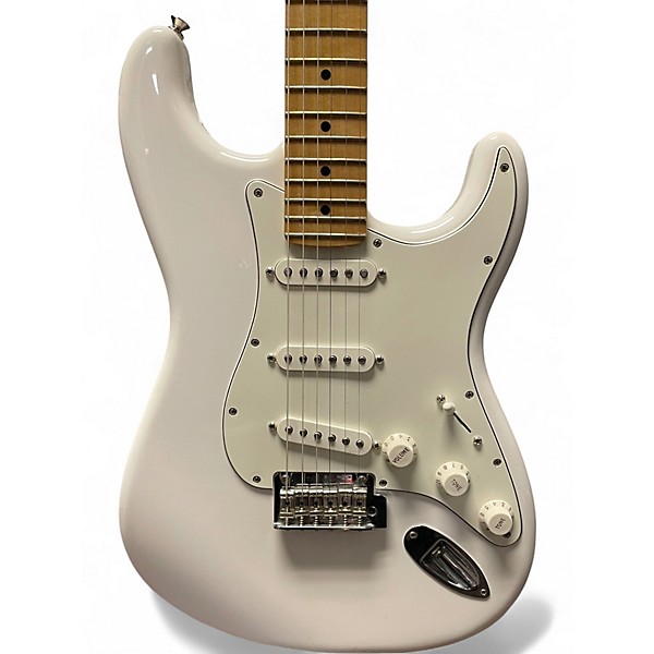 Used Fender Player Stratocaster Polar White Solid Body Electric Guitar