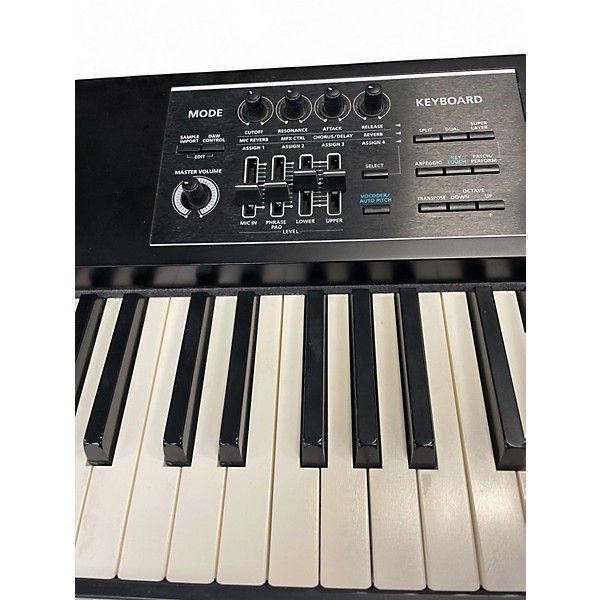 Used Roland JUNO DS88 Synthesizer