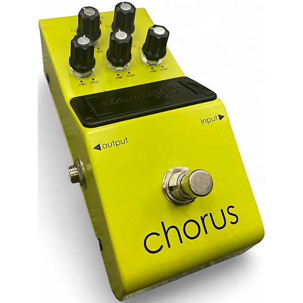 Used Starcaster by Fender chorus Effect Pedal