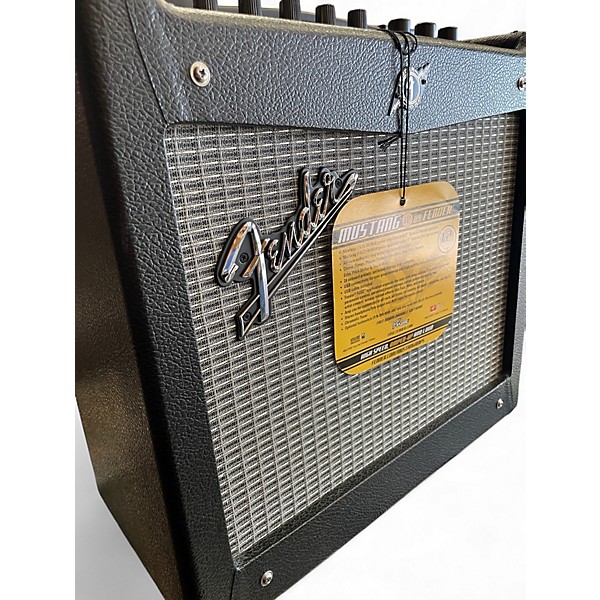 Used Fender Mustang I V2 20W 1X8 Guitar Combo Amp