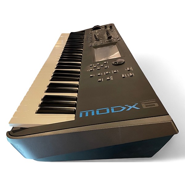 Used Yamaha MODX6 Synthesizer