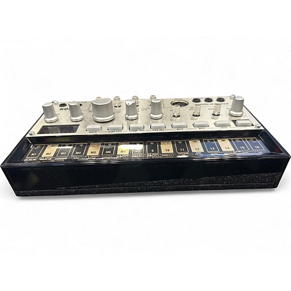 Used KORG VOLCA BASS Synthesizer