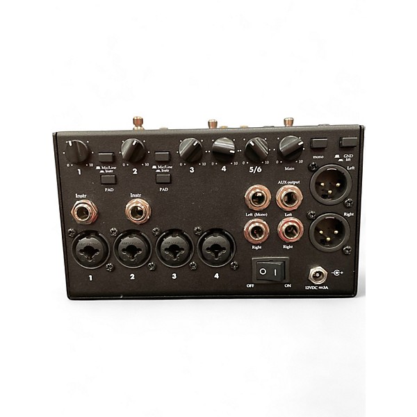 Used Elite Acoustics Eae StompMix 6-2 - Six Chan Digital Pedalboa Powered Mixer
