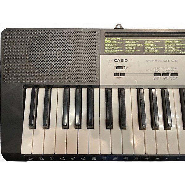 Used Casio LK135 Portable Keyboard