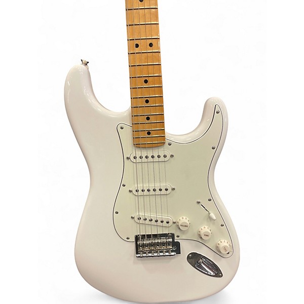 Used Fender Player Stratocaster Polar White Solid Body Electric Guitar