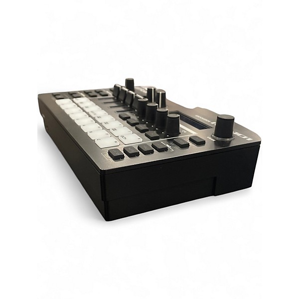 Used Roland MC-101 GROOVEBOX Production Controller