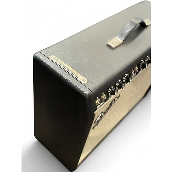 Used Fender 64 Custom Deluxe Reverb Tube Guitar Combo Amp