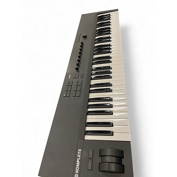 Used Native Instruments Komplete Kontrol A61 MIDI Controller