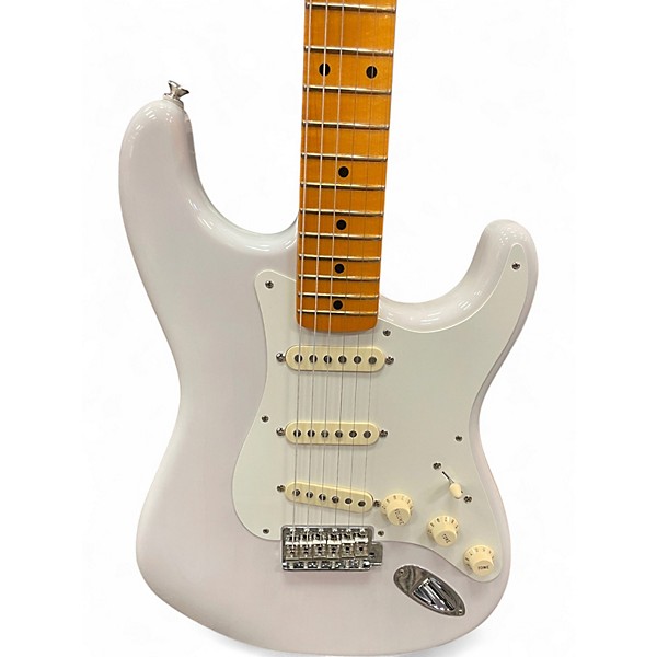 Used Fender Artist Series Eric Johnson Stratocaster Alpine White Solid Body Electric Guitar