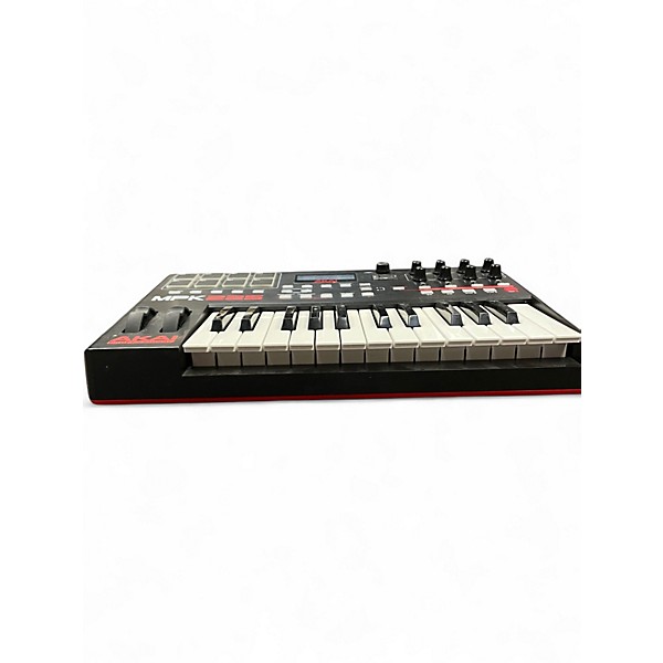Used Akai Professional MPK225 25-Key MIDI Controller