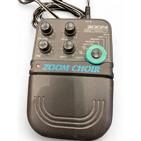 Used Zoom CHOIR Effect Pedal