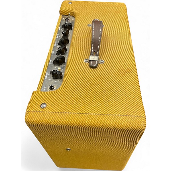 Used Fender Blues Junior 15W 1x12 Tube Guitar Combo Amp