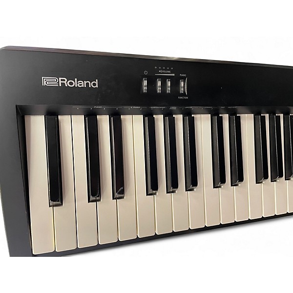 Used Roland FP10 Digital Piano