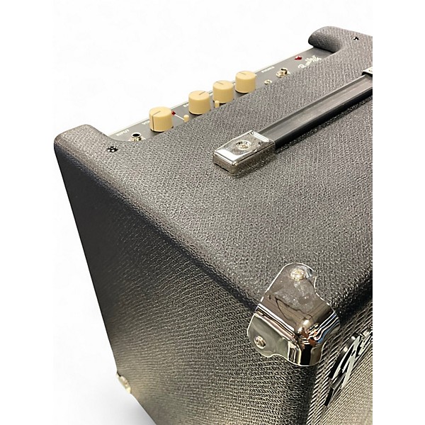 Used Fender Rumble 25 25W 1x8 Bass Combo Amp