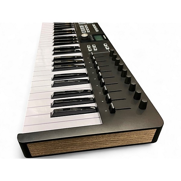 Used Arturia KEYLAB ESSENTIAL 49 MK3 MIDI Controller