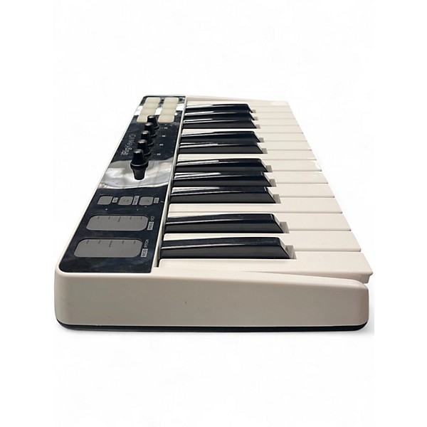 Used IK Multimedia iRig Keys I/0 25 MIDI Controller