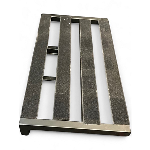 Used Pedaltrain PT2-SC Pedal Board