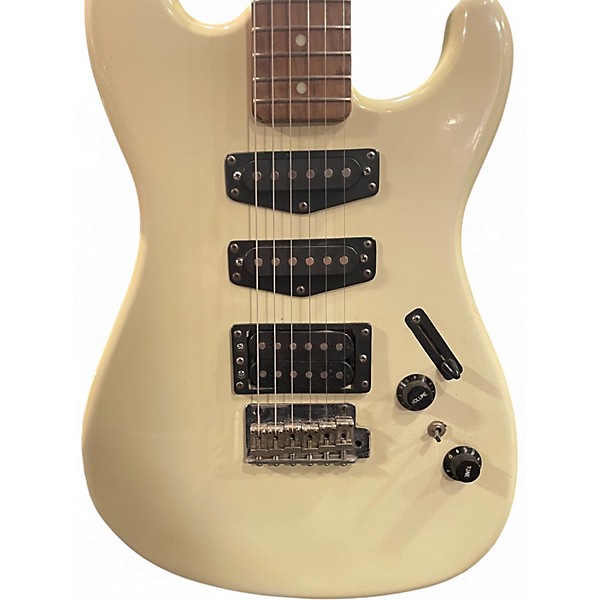 Used 2007 Squier Bullet Stratocaster Aged White Solid Body Electric Guitar