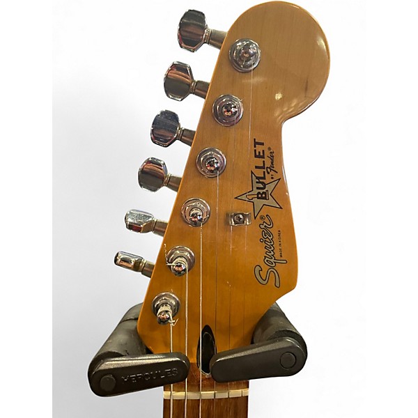 Used 2007 Squier Bullet Stratocaster Aged White Solid Body Electric Guitar
