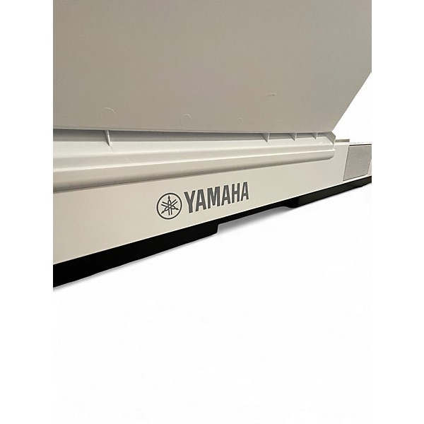Used Yamaha P-225 Digital Piano