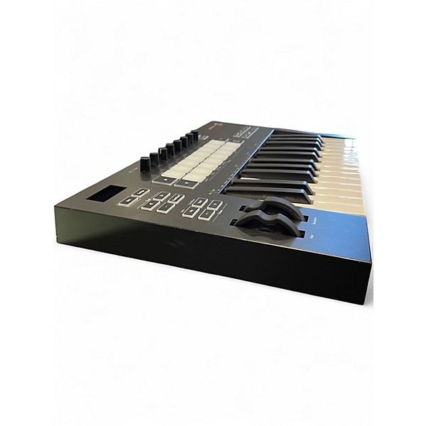 Used Novation Launchkey 25 Key MIDI Controller