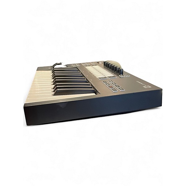 Used Novation Launchkey 25 Key MIDI Controller