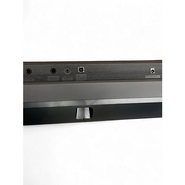 Used Yamaha PSR-EW310