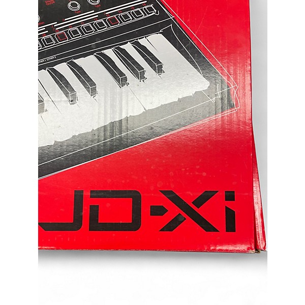 Used Roland jdxi Keyboard Workstation