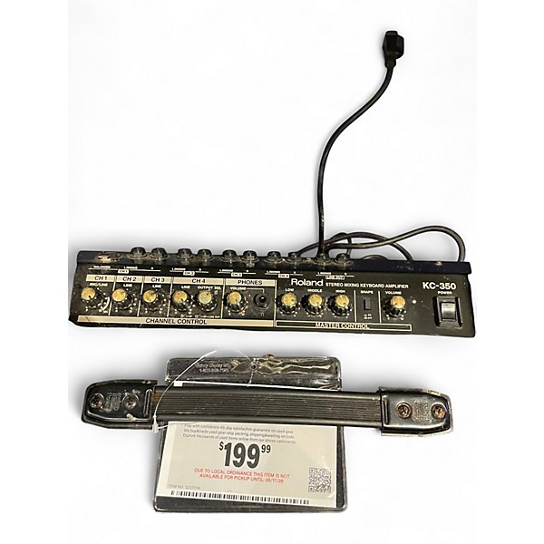 Used Roland KC220 Keyboard Amp