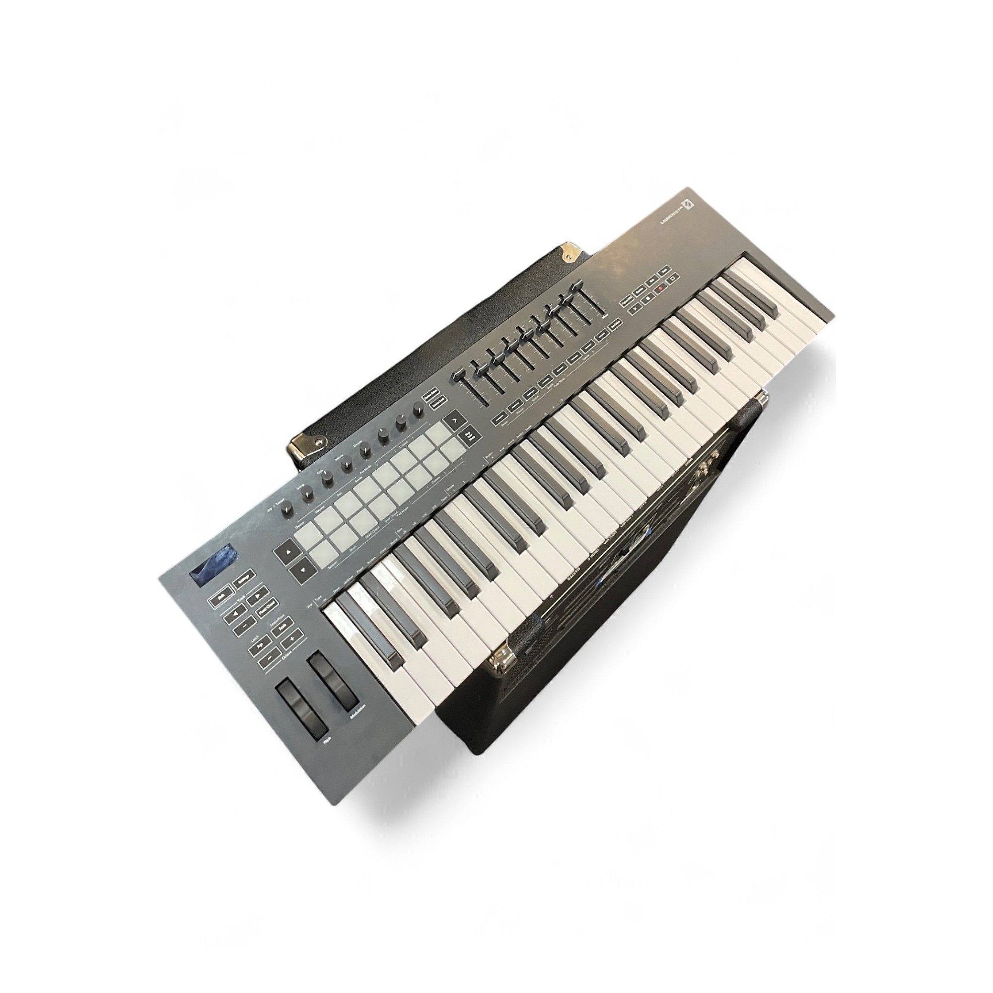 Used Novation Launchkey 49 Key MIDI Controller | Guitar Center