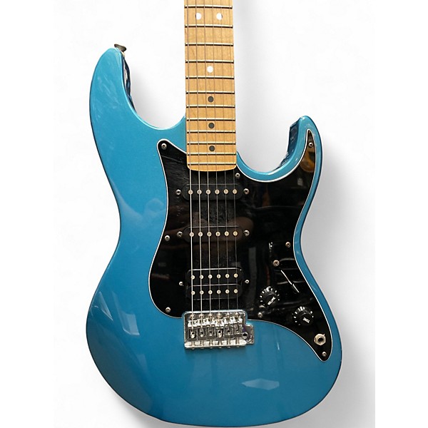 Vintage 1991 Fender Progidy Lake Placid Blue Solid Body Electric Guitar
