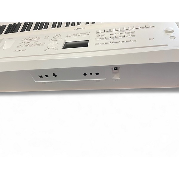 Used Yamaha DGX 670 WH
